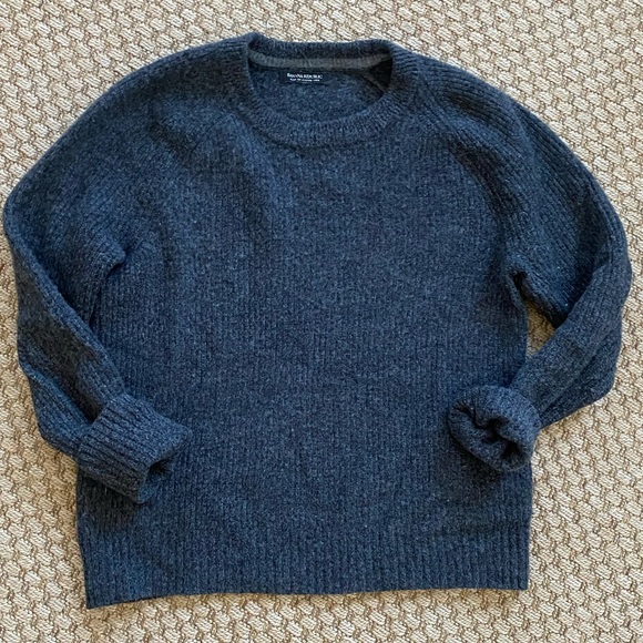 Banana Republic Sweaters - Banana Republic Charcoal Grey Crewneck Sweater